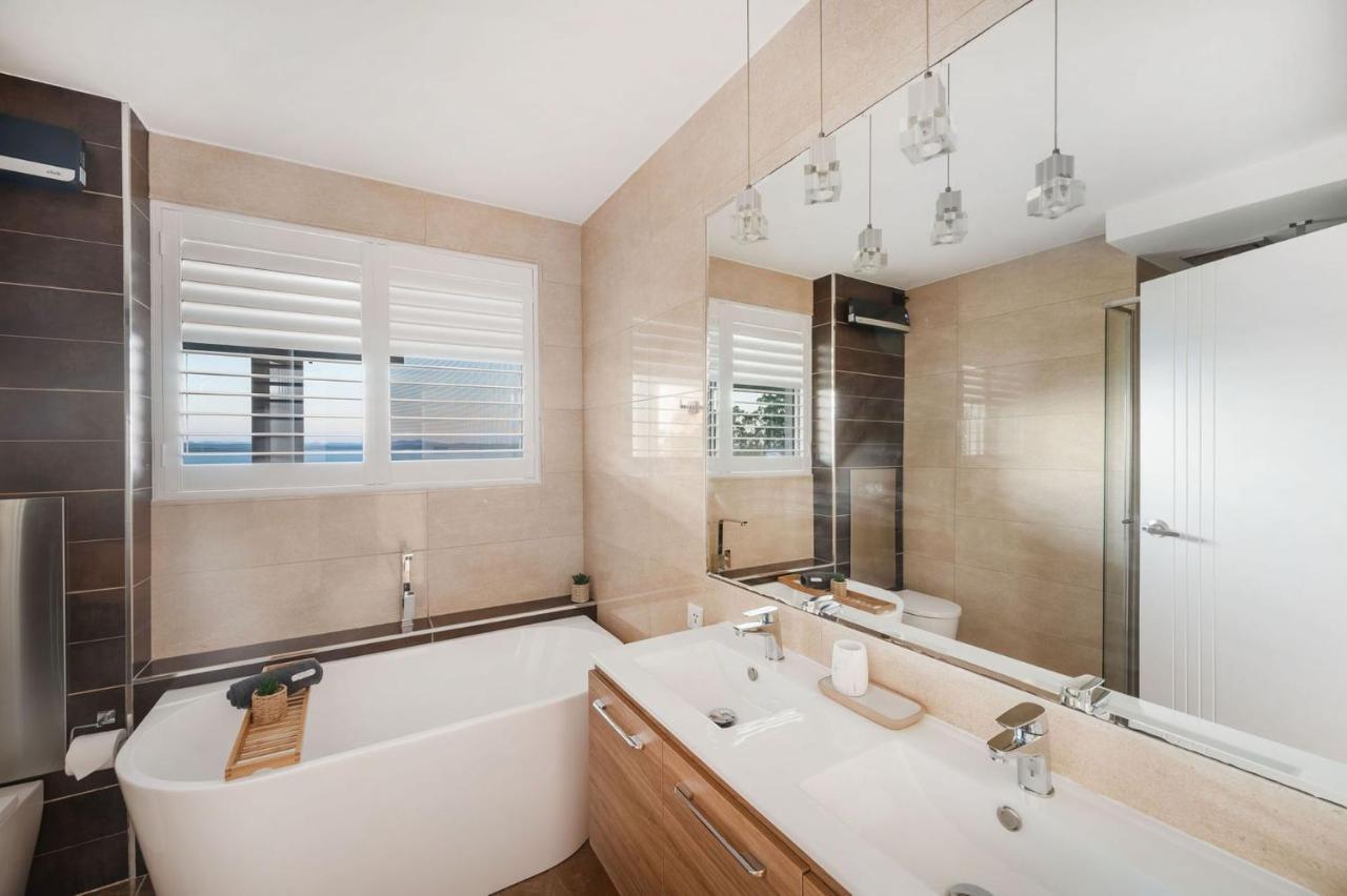 Phuza Maningi 17 Myan Close Corlette Exteriör bild