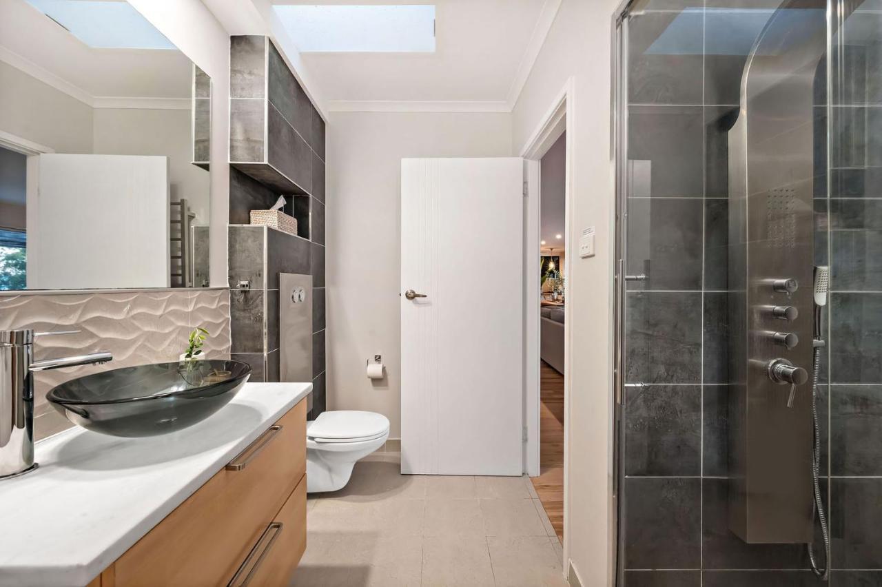Phuza Maningi 17 Myan Close Corlette Exteriör bild