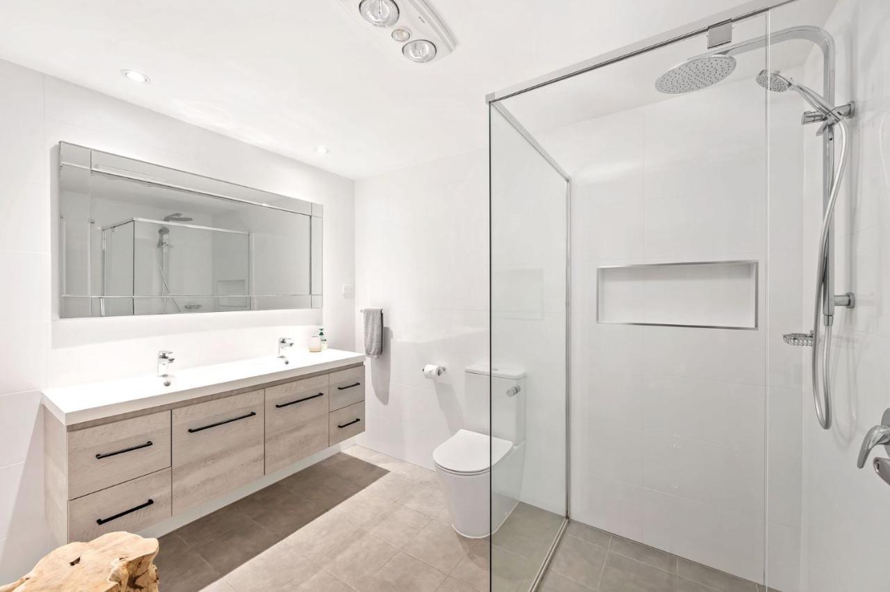 Phuza Maningi 17 Myan Close Corlette Exteriör bild